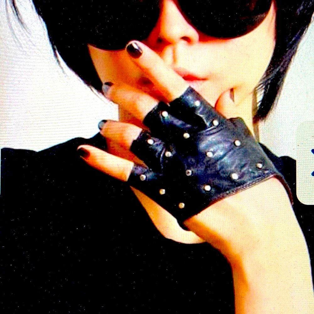 Faux Leather Studded Half Gloves in Black Brand New with Tags Size Small